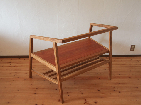 926chair（クツログチェアー）