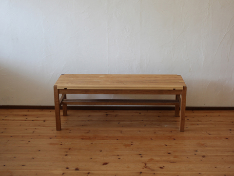 plain-bench