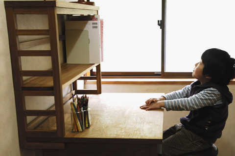 はるくんの机画像